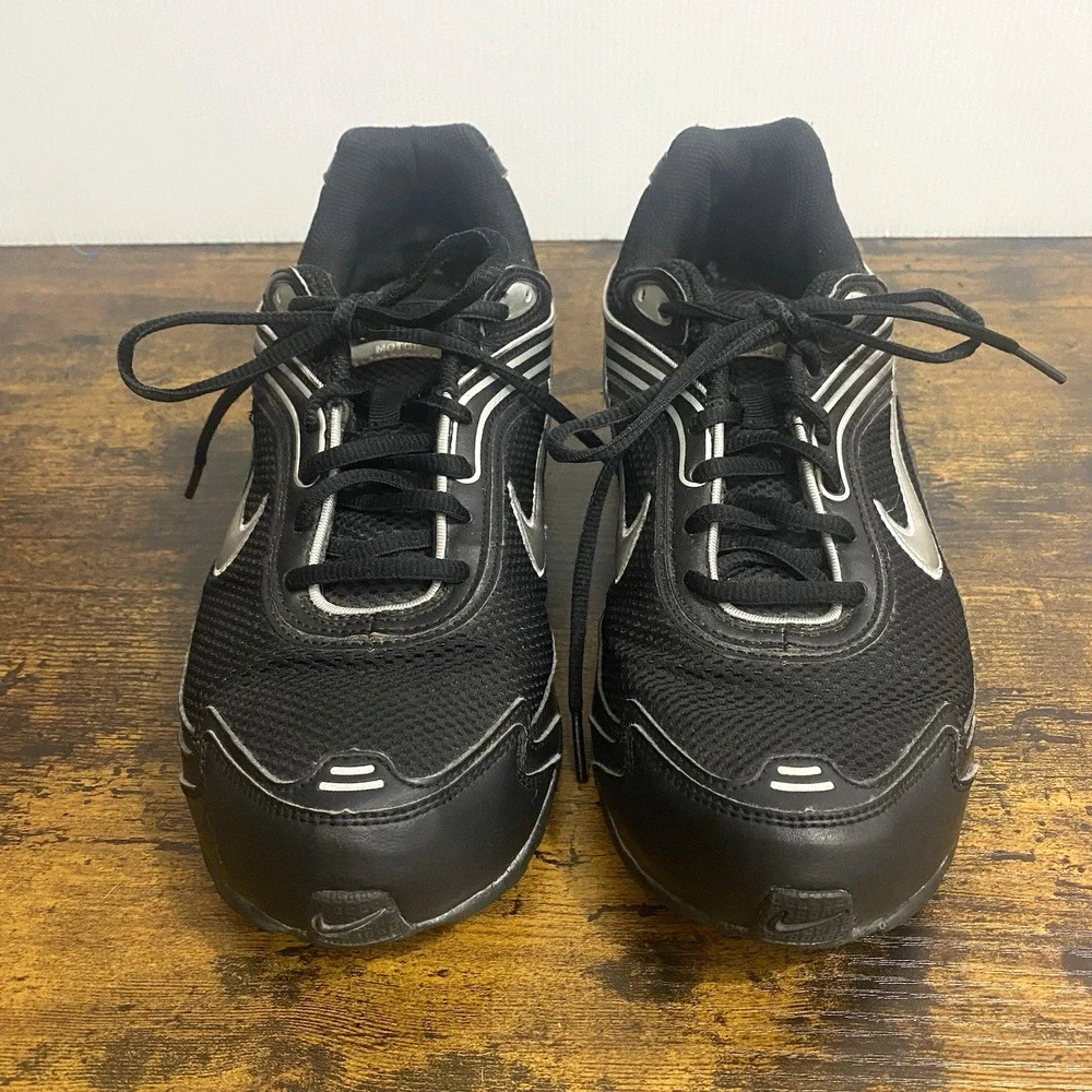 Nike Air Max Motor+ Sneakers Mens Sz 9‎ Black Silver 396639-001